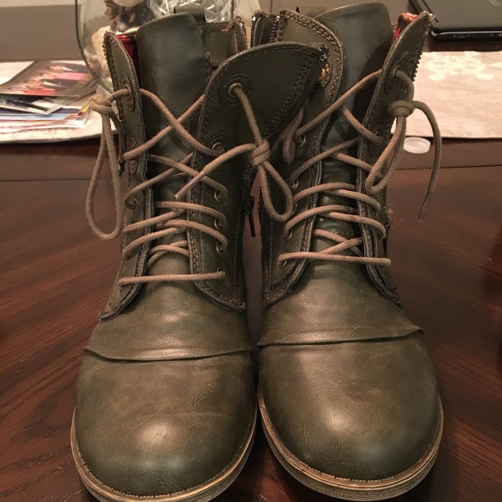 Combat booties